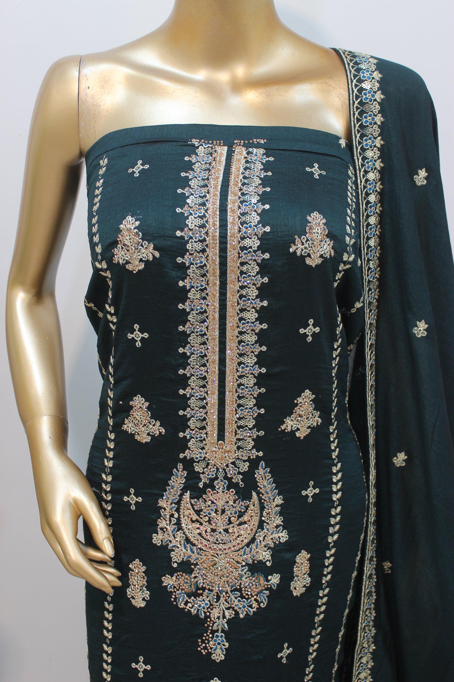 ✨ Maria B S/K – Unstitched Elegance