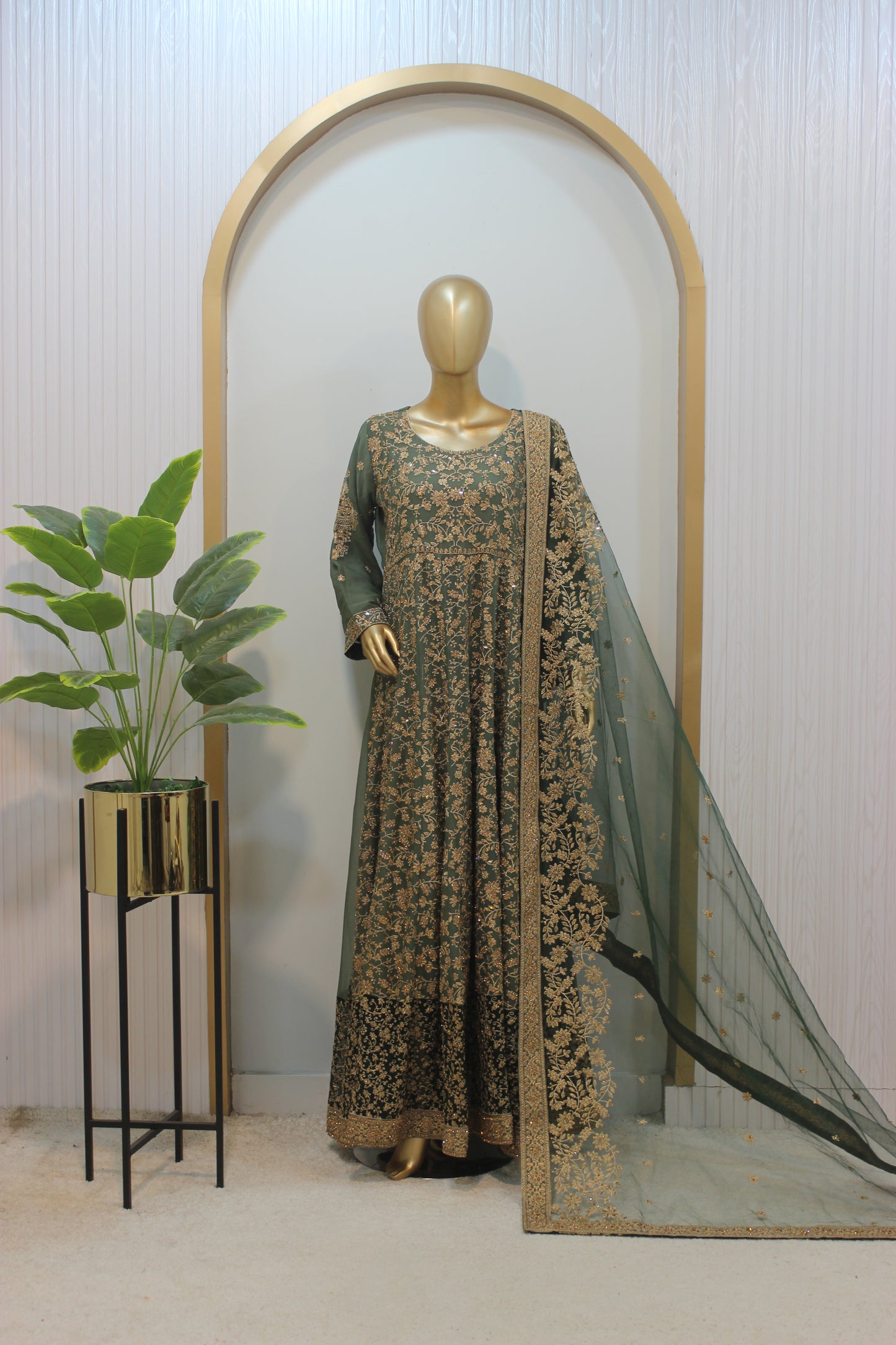 Jhankar Maxi ✨ Crinkle Chiffon Elegance
