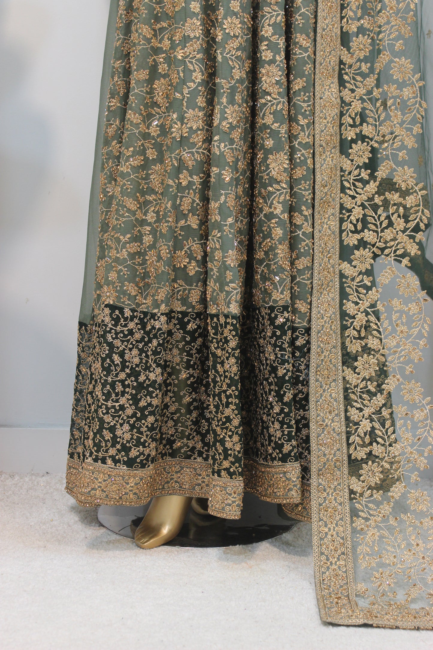Jhankar Maxi ✨ Crinkle Chiffon Elegance