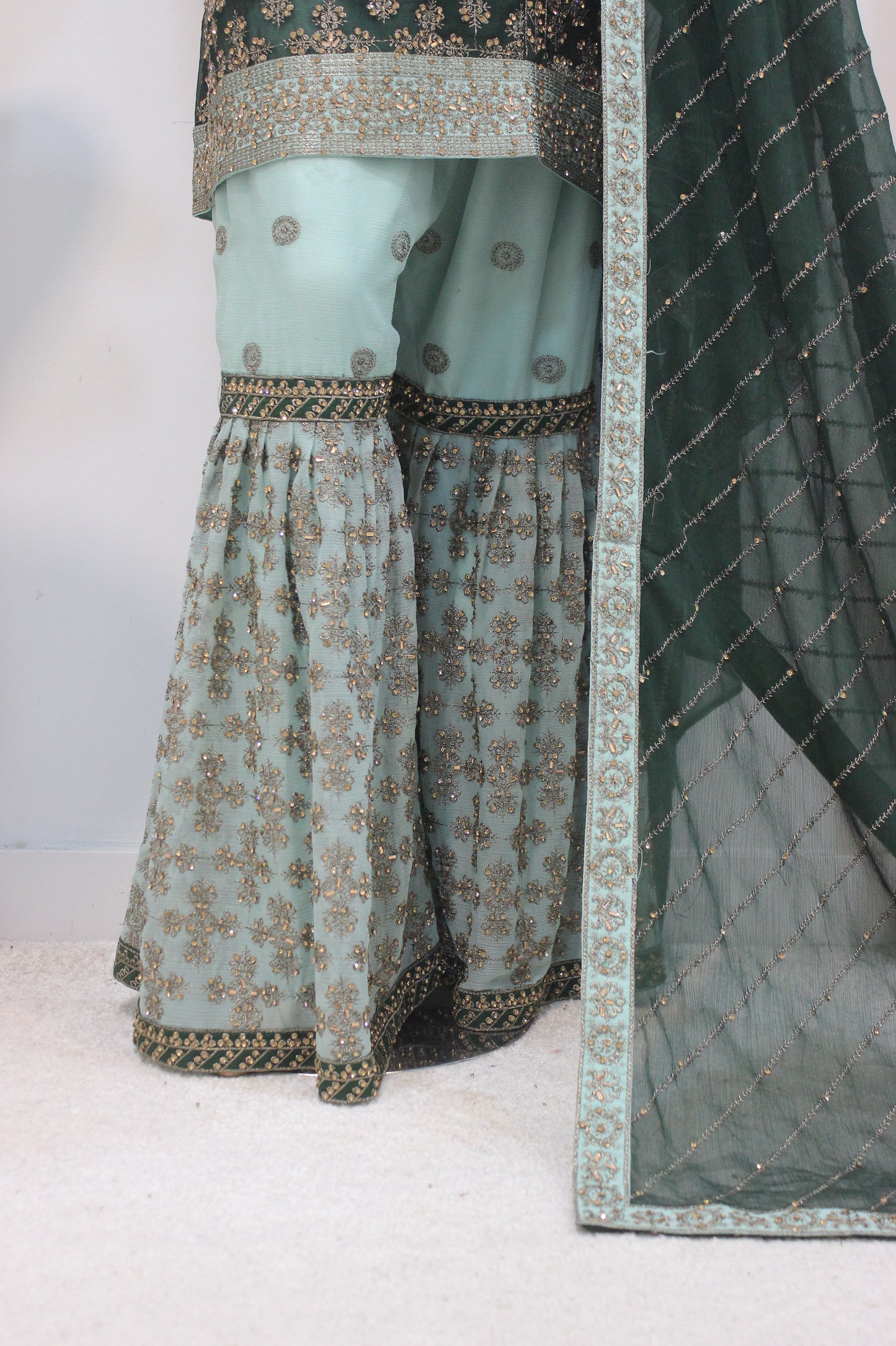 💫 Makri Gharara – 3PC Stitched 💫