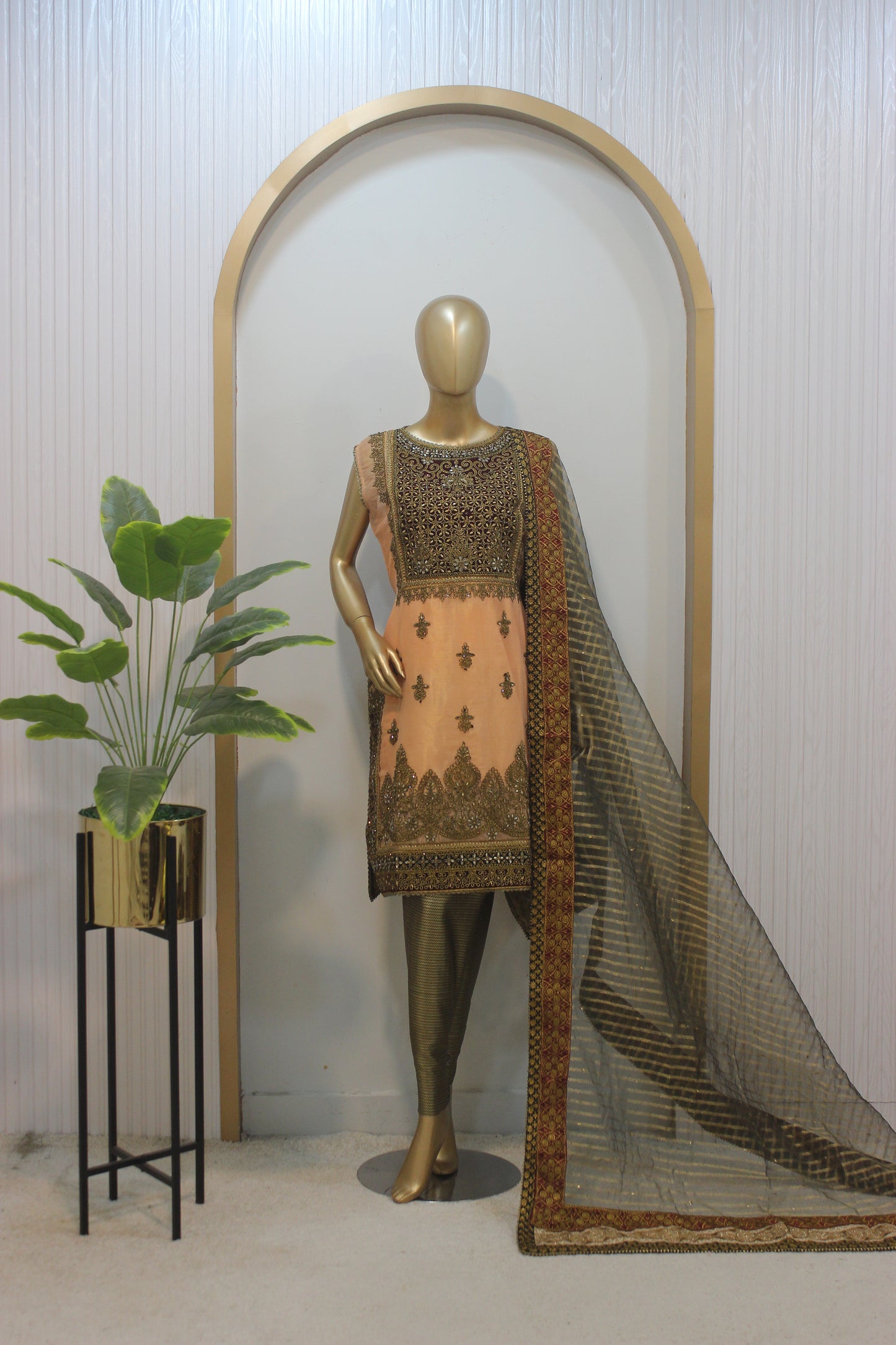 Mehsori Kurti β 3PC Semi-Stitched Signature Set