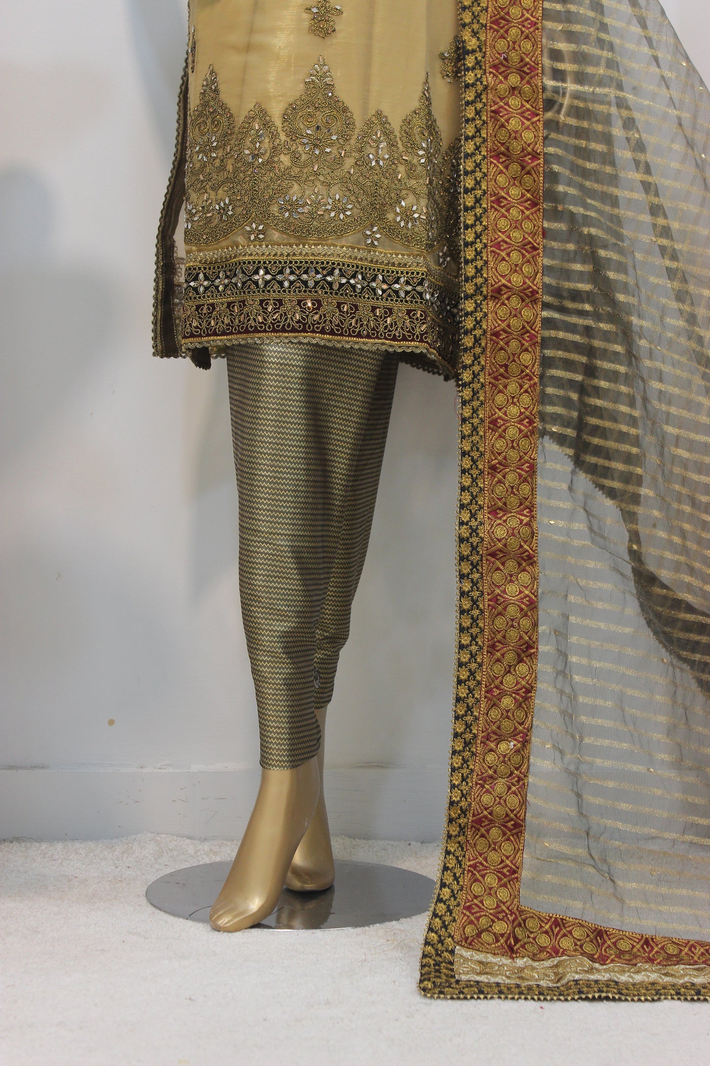 Mehsori Kurti β 3PC Semi-Stitched Signature Set