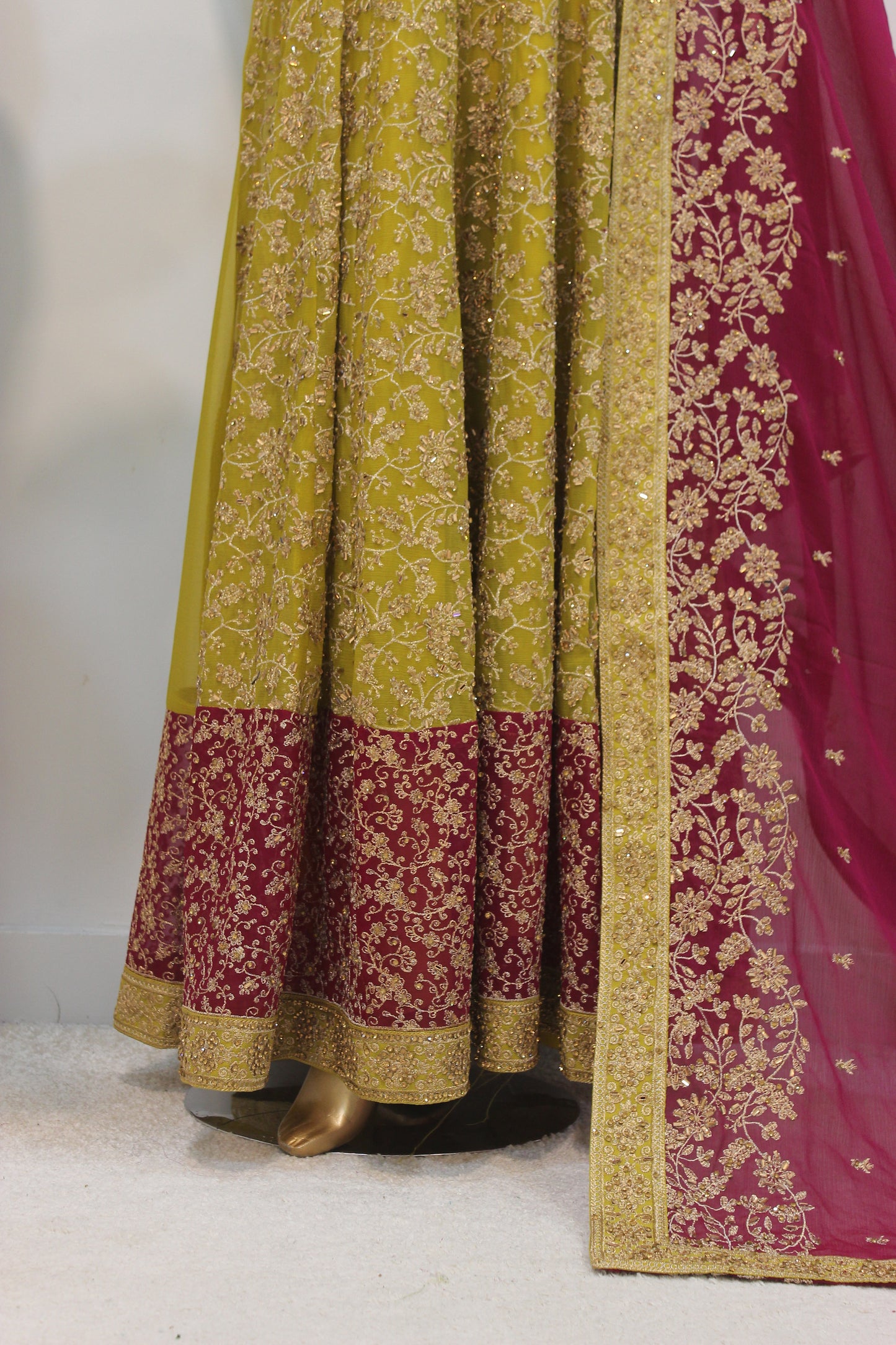 Jhankar Maxi ✨ Crinkle Chiffon Elegance