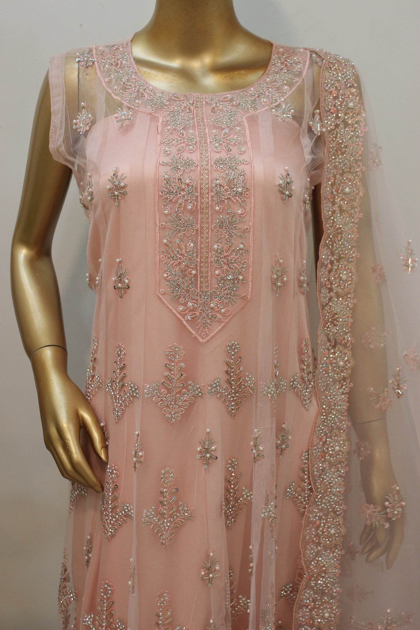 ⨠Double Carry Short Frock ā Semi-Stitched Luxury Set