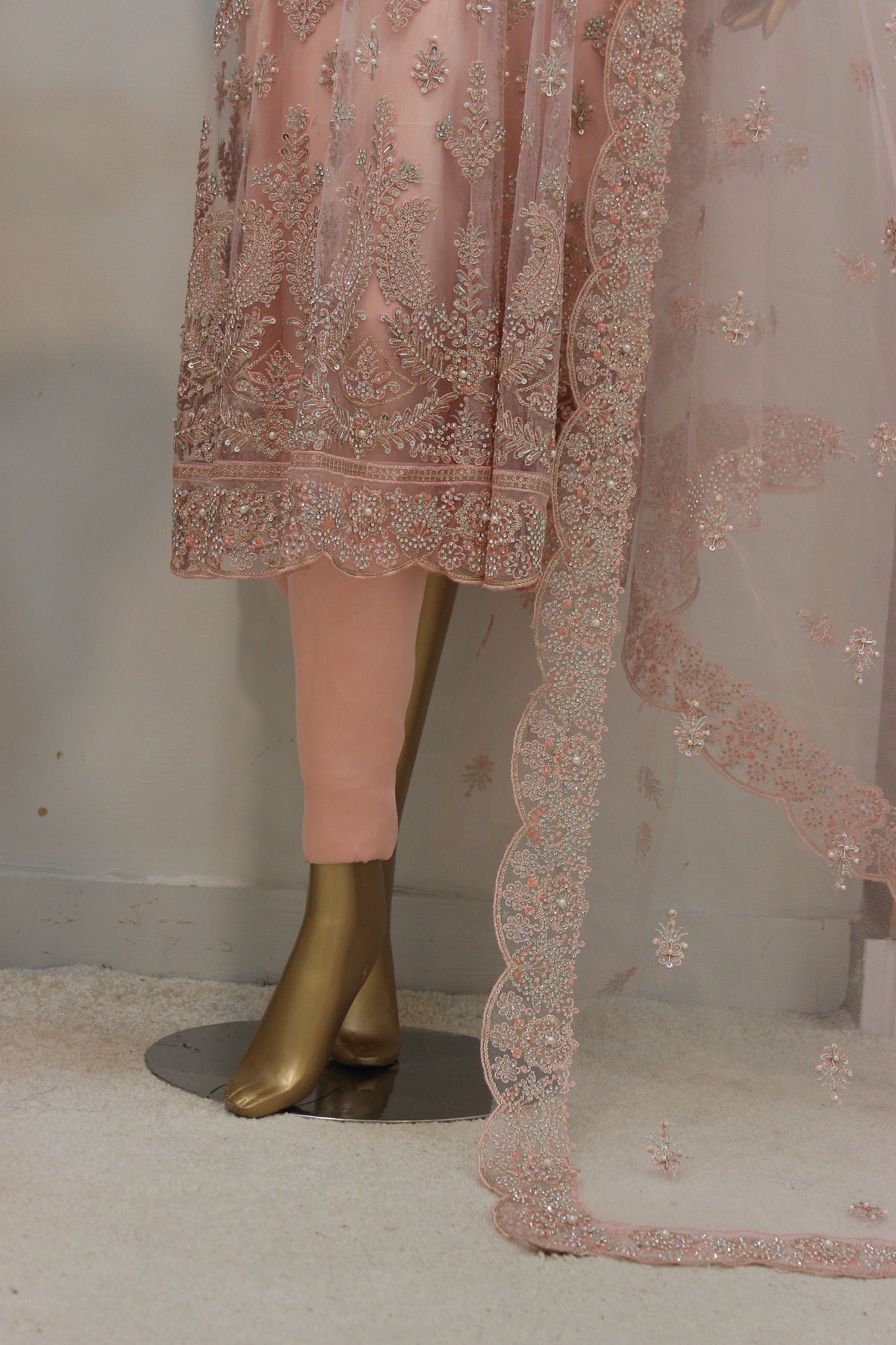 ⨠Double Carry Short Frock ā Semi-Stitched Luxury Set