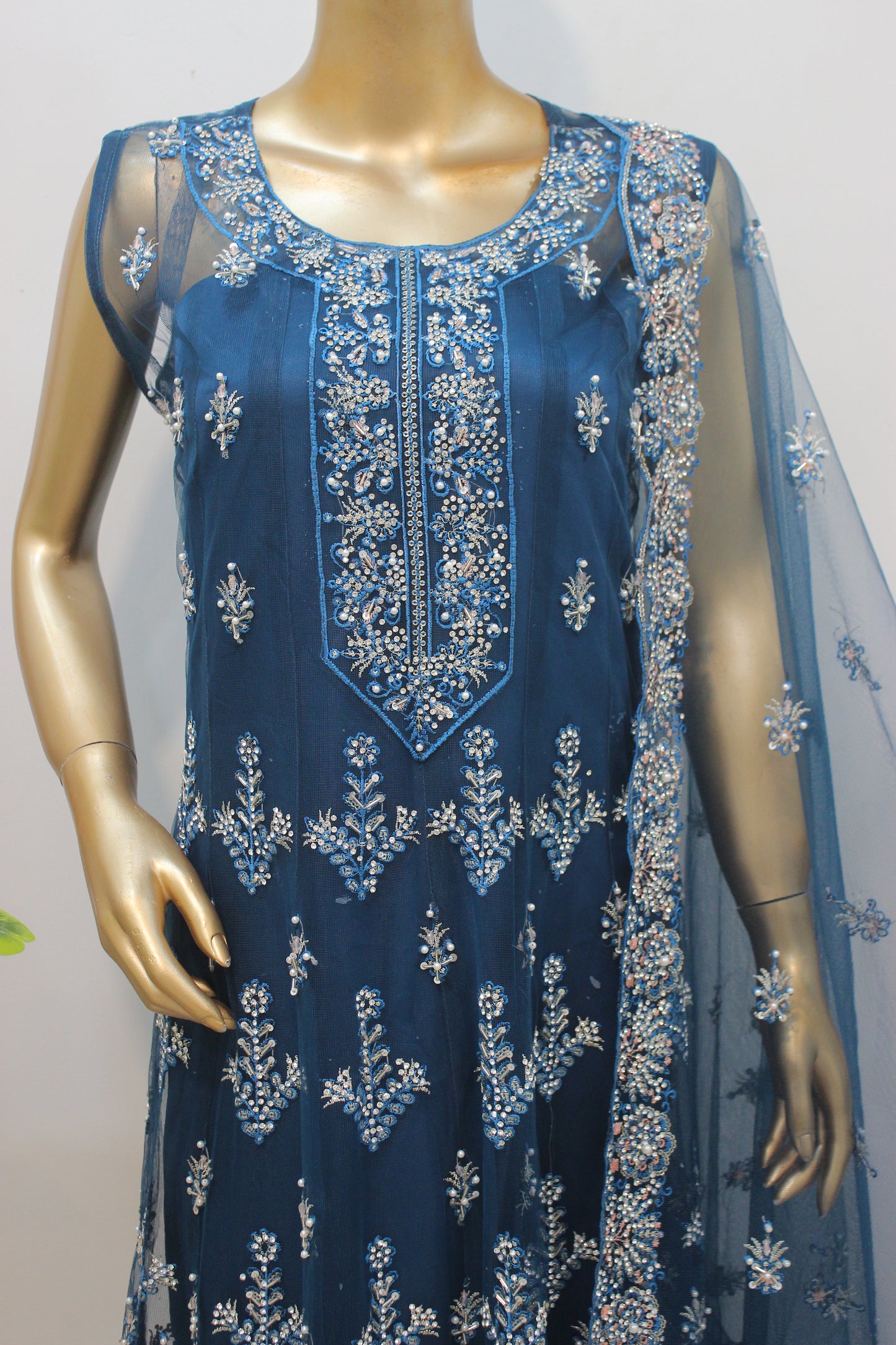 ⨠Double Carry Short Frock ā Semi-Stitched Luxury Set