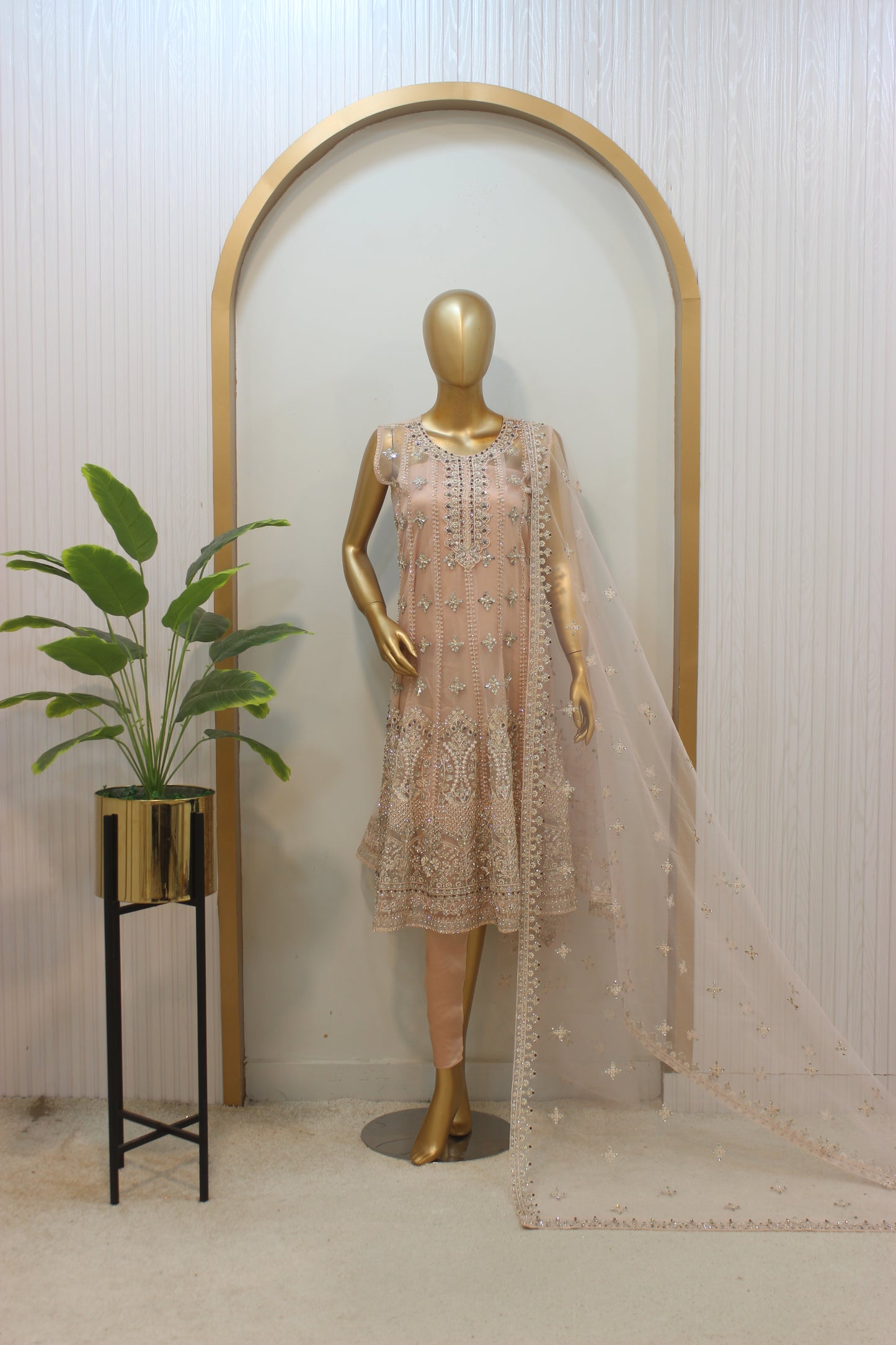 ๐ธ Flossy Short Frock โ 4 Piece Semi-Stitched