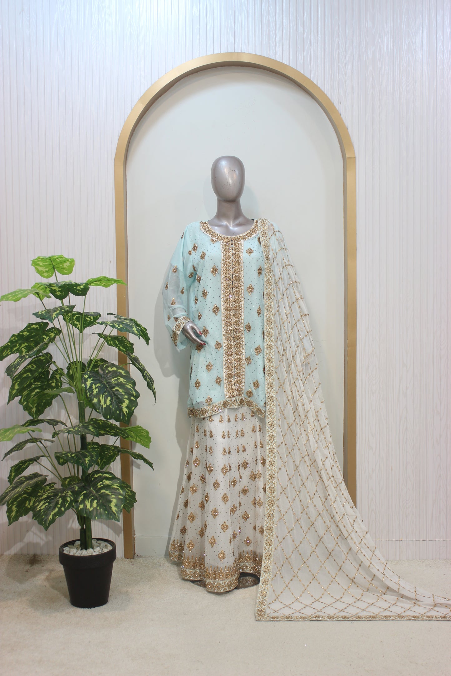 šø Square Lehenga ā Luxury Semi-Stitched