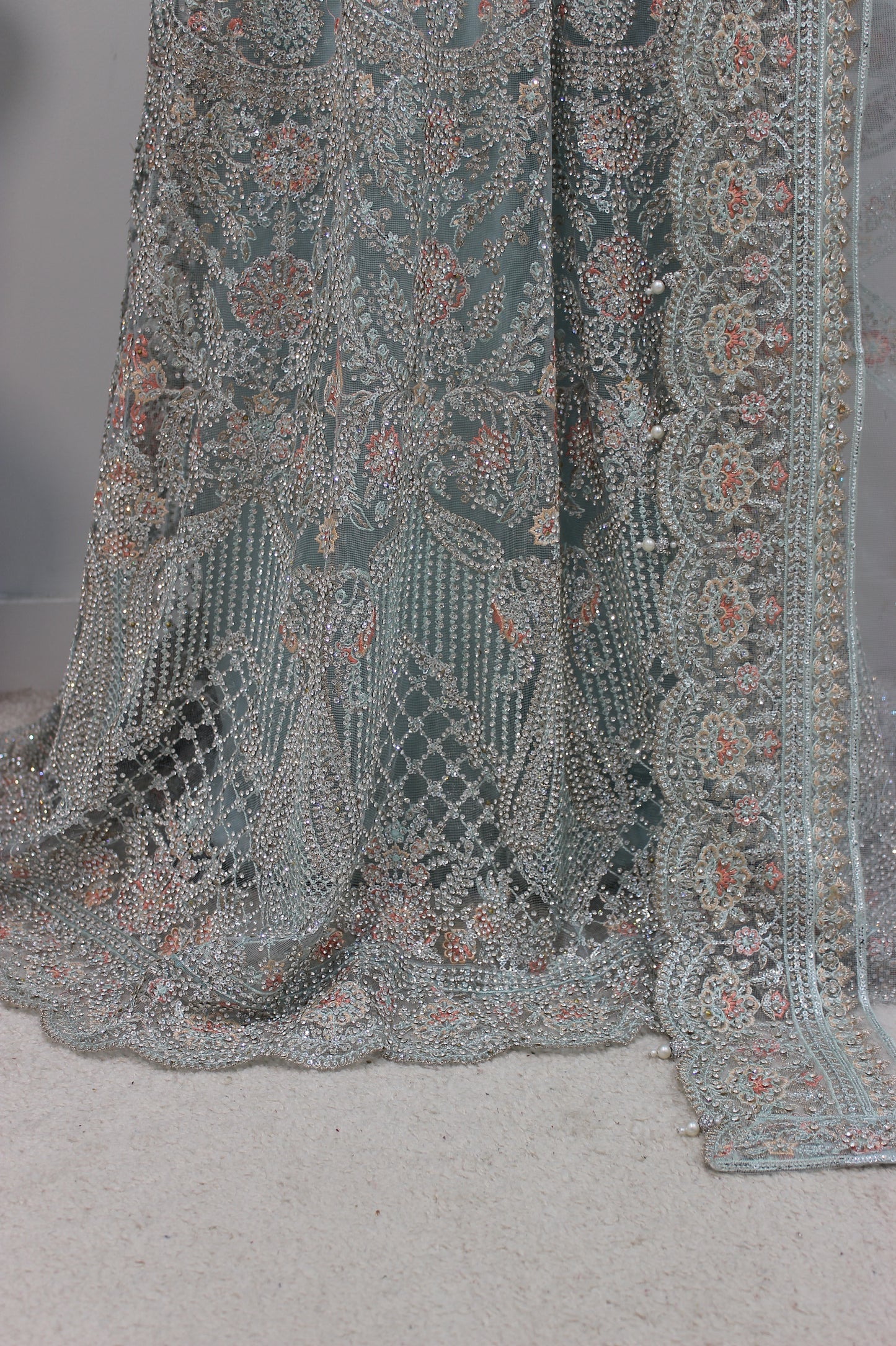 ✨ Anaya Maxi – Unstitched Luxury
