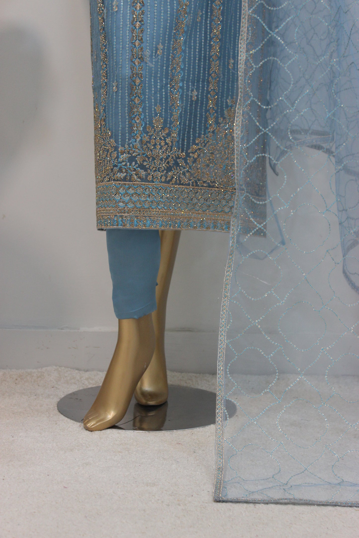✨ Chamkeli Shalwar Kameez – Semi-Stitched Luxury Set ✨