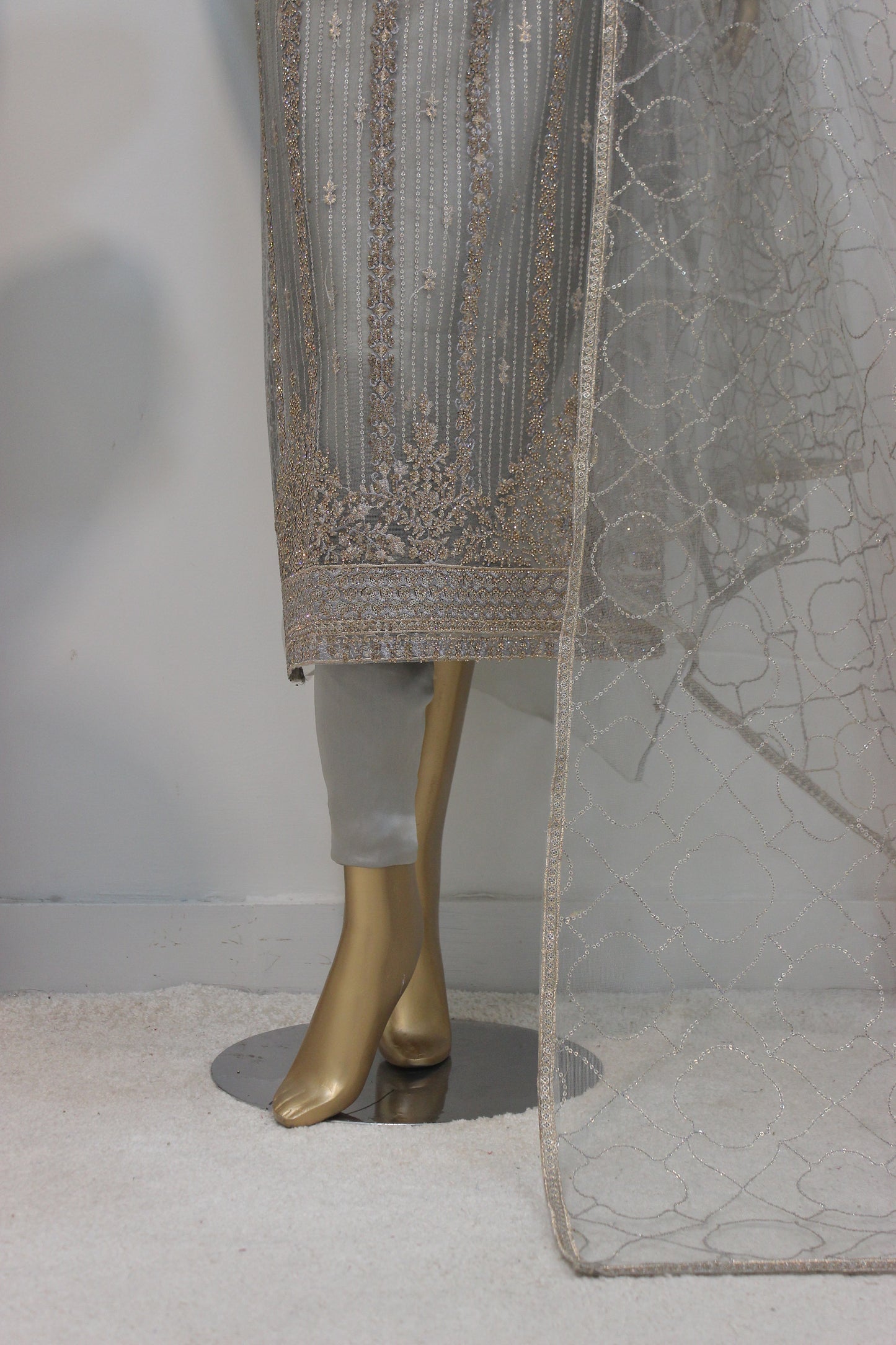 ✨ Chamkeli Shalwar Kameez – Semi-Stitched Luxury Set ✨