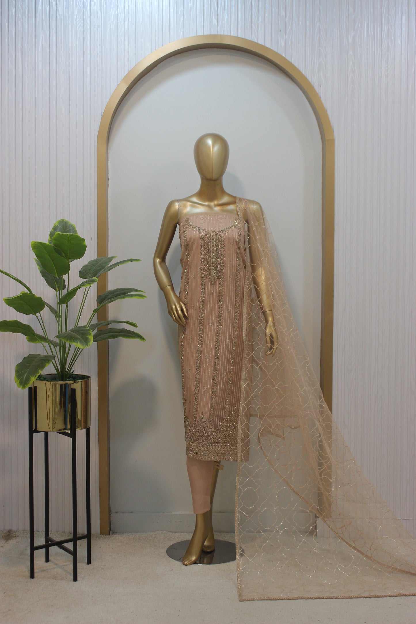 ✨ Chamkeli Shalwar Kameez – Semi-Stitched Luxury Set ✨