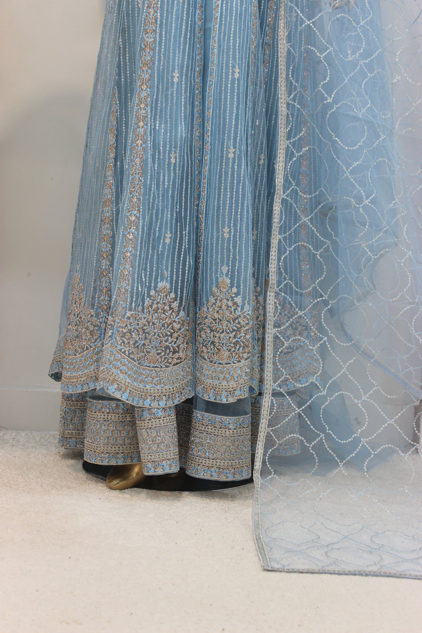 ✨ Chamkeli Coat – Semi-Stitched Luxury Set ✨
