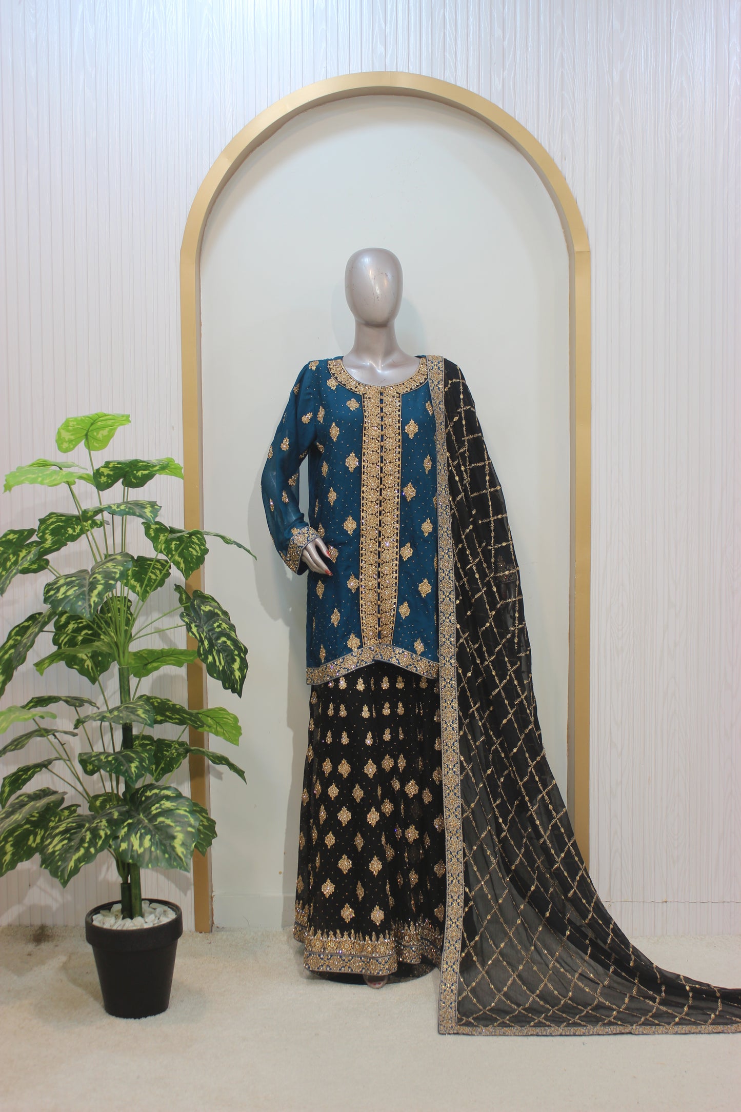 🌸 Square Lehenga – Luxury Semi-Stitched