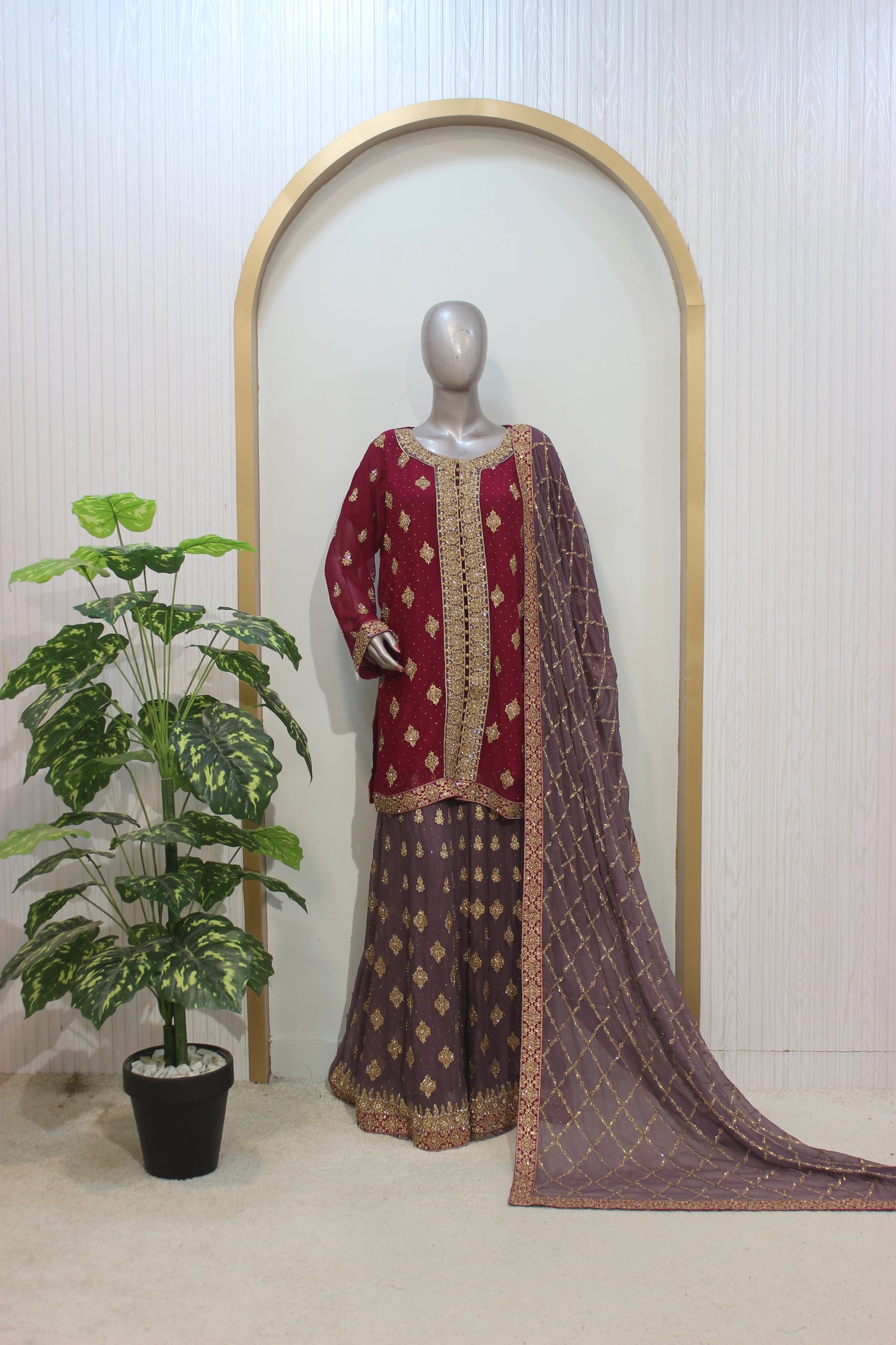 🌸 Square Lehenga – Luxury Semi-Stitched