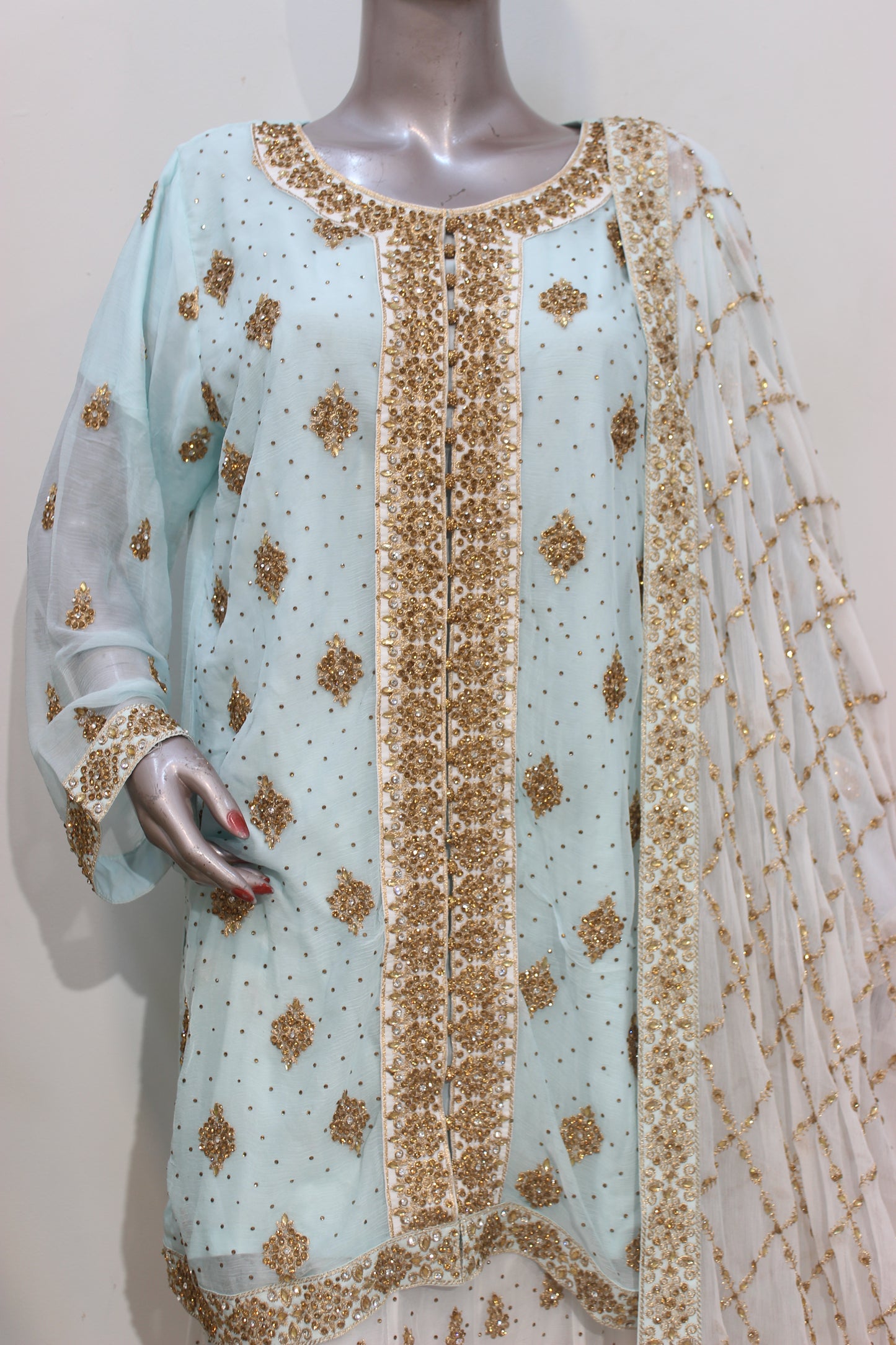 🌸 Square Lehenga – Luxury Semi-Stitched