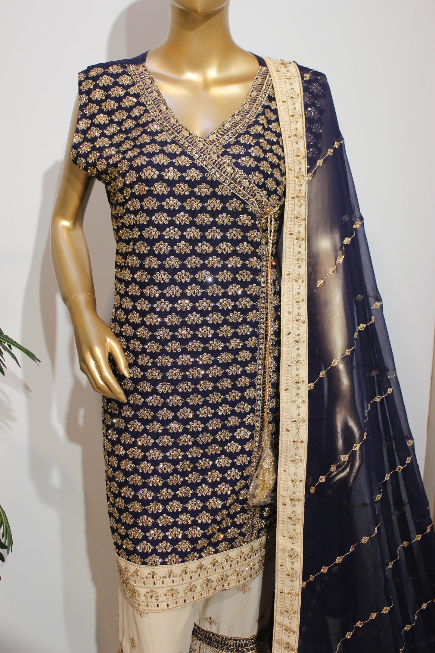 Jugnu Gharara