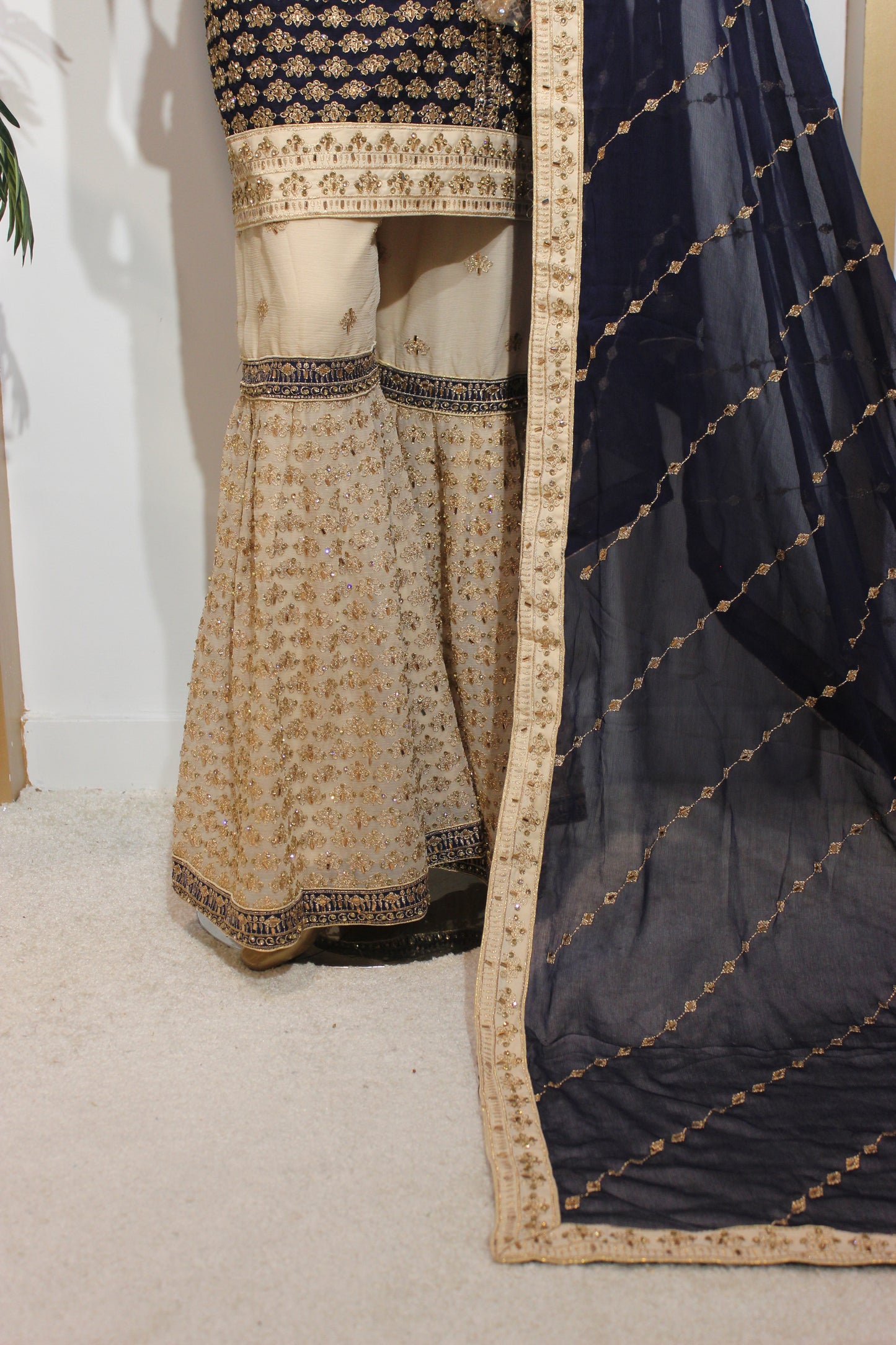 Jugnu Gharara