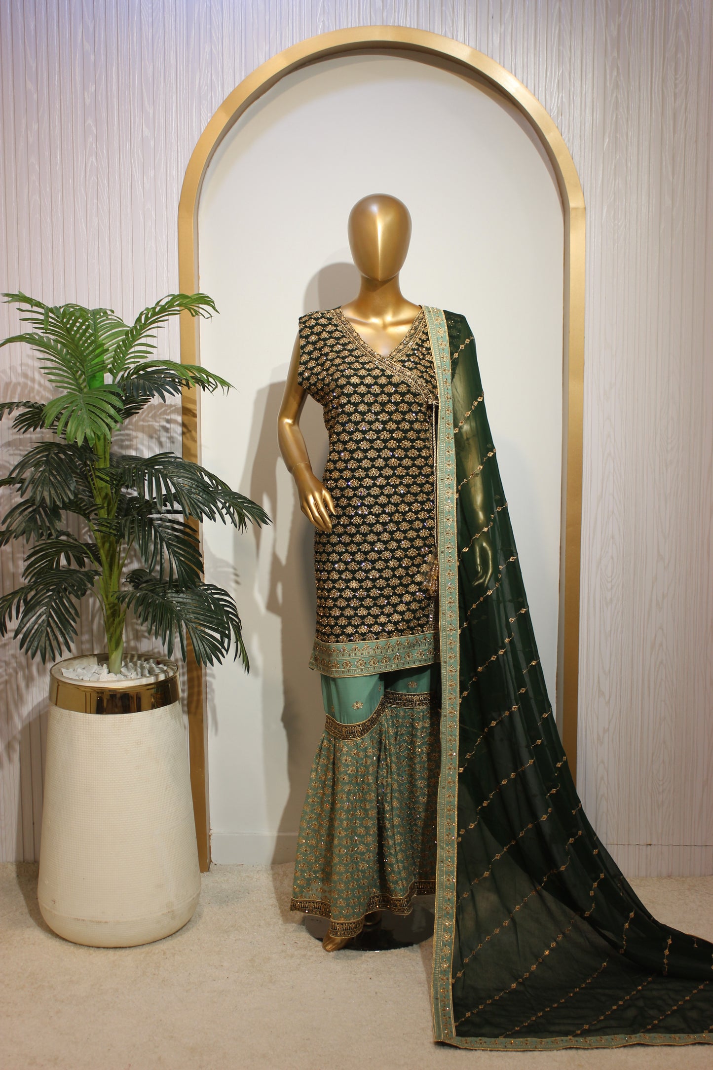 Jugnu Gharara