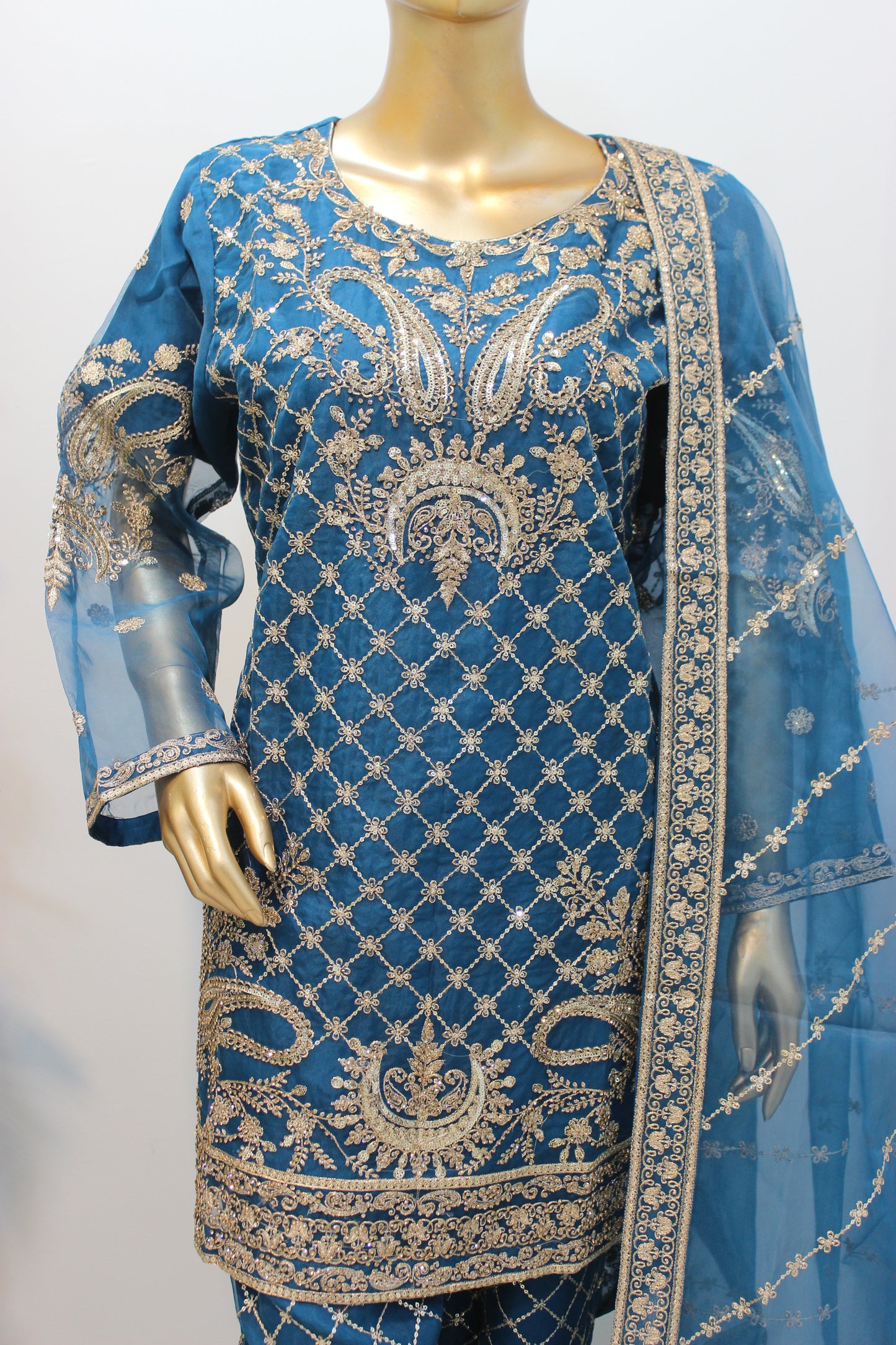 Moon gharara
