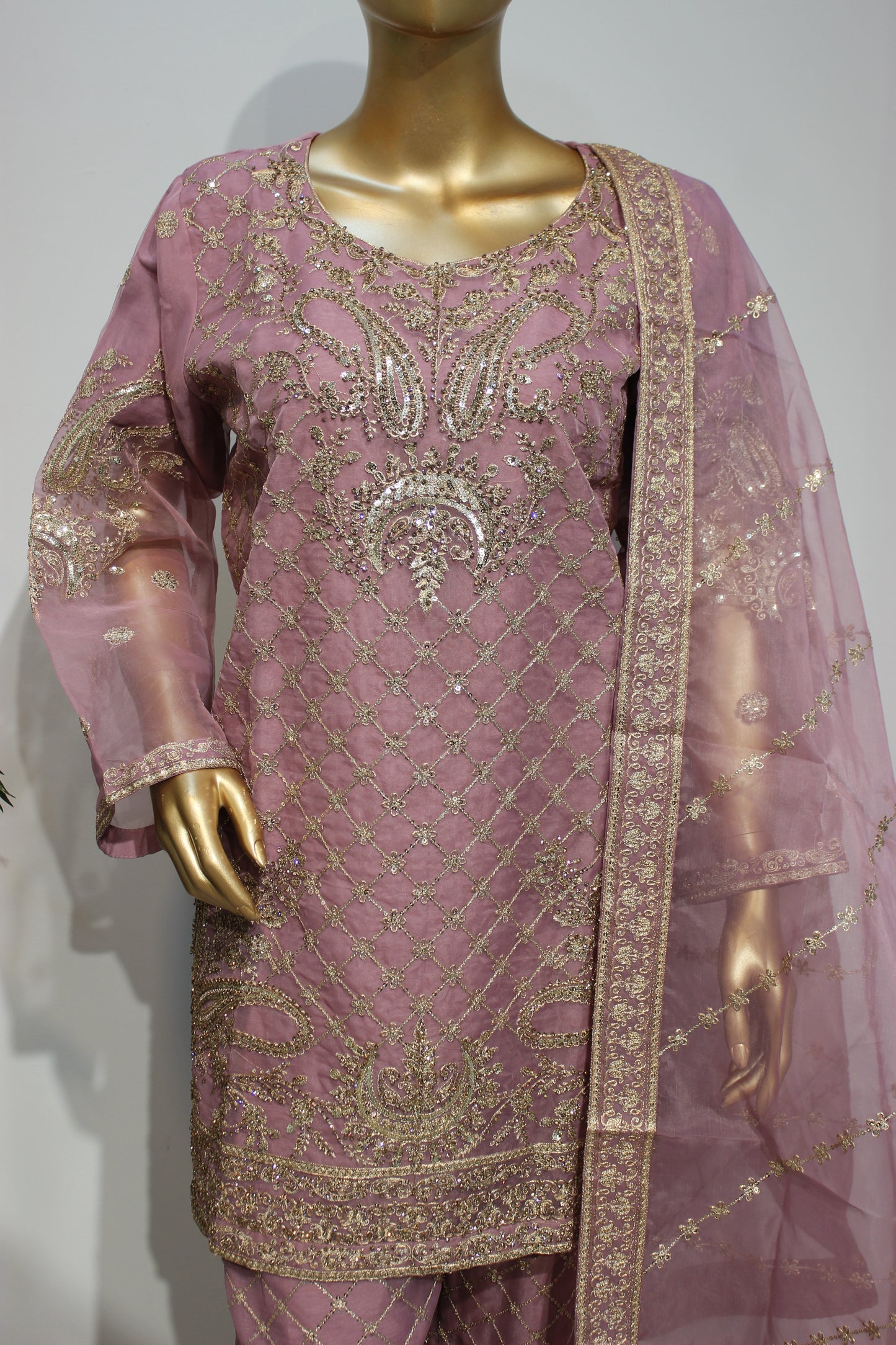 Moon gharara