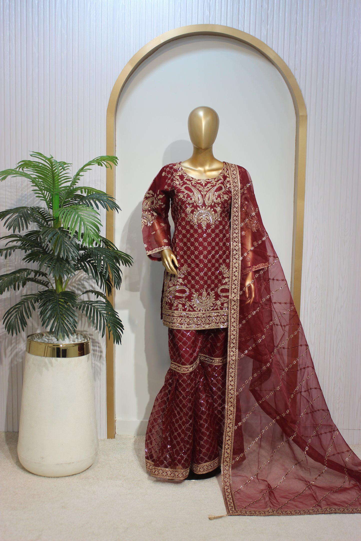 Moon gharara