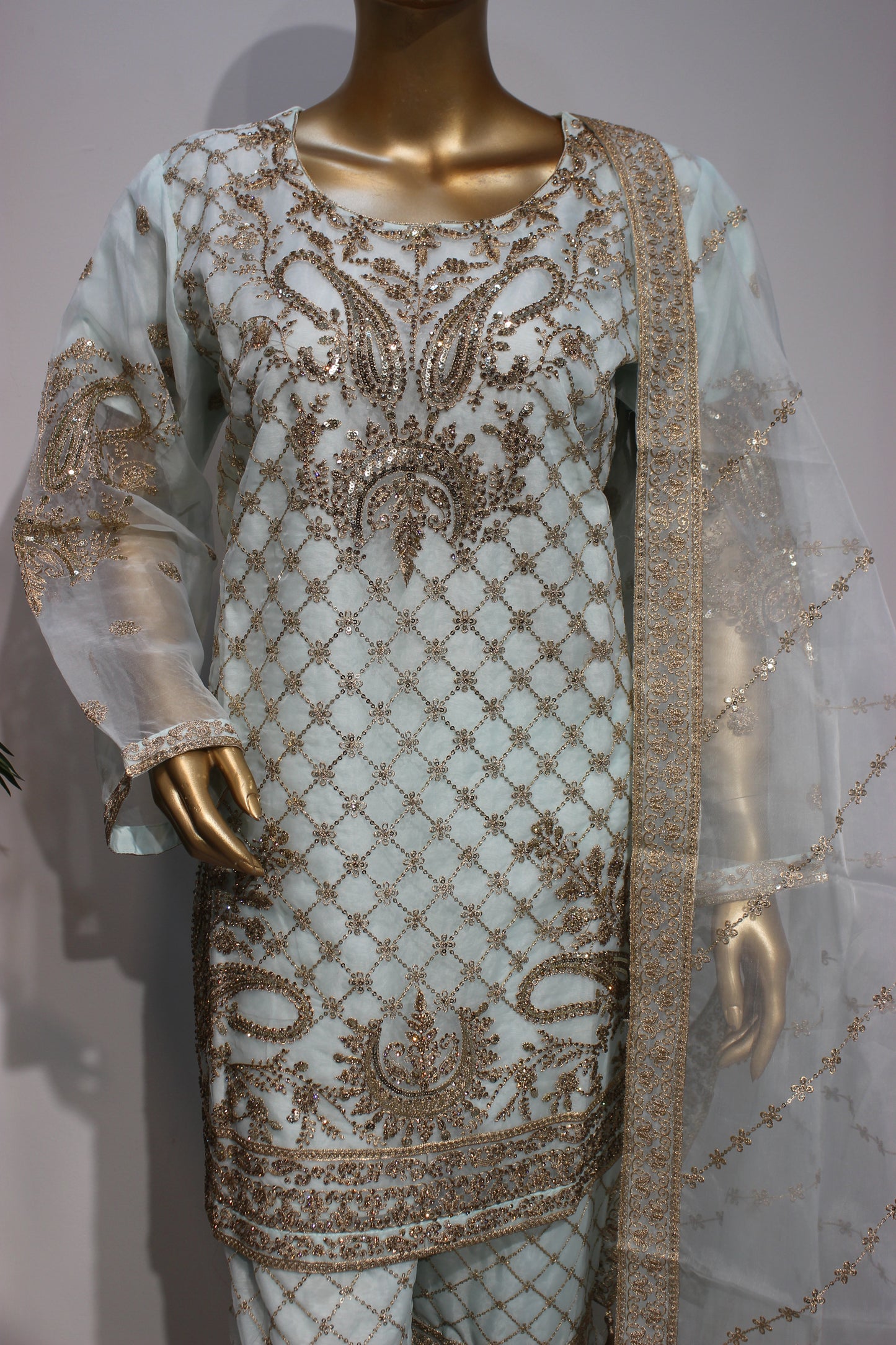 Moon gharara