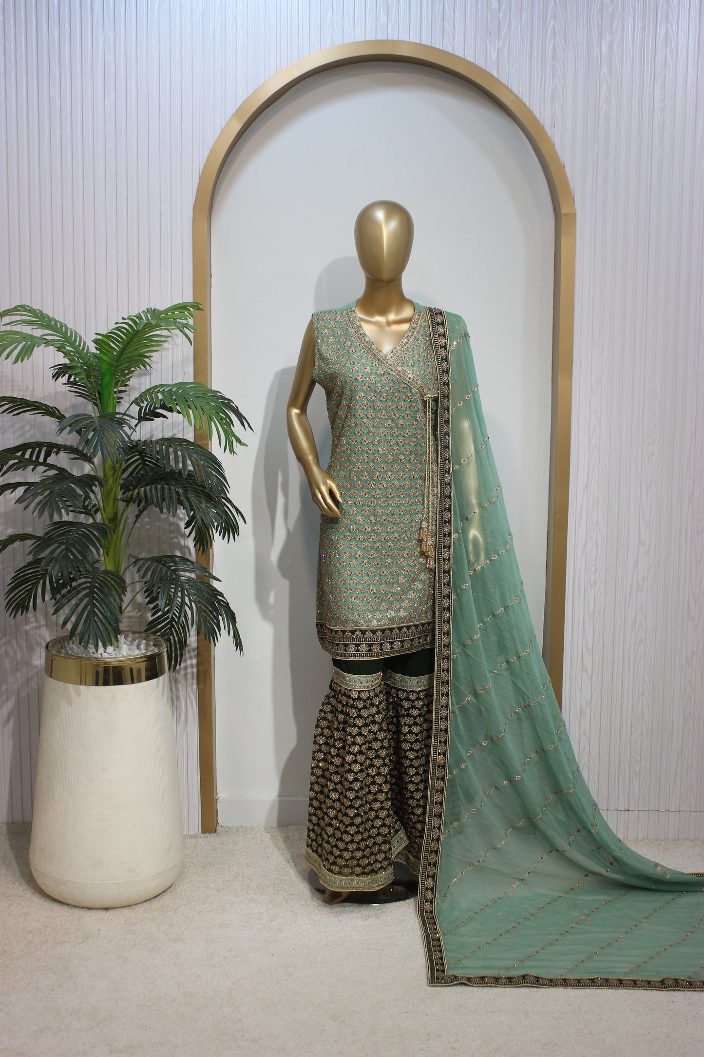 Jugnu Gharara