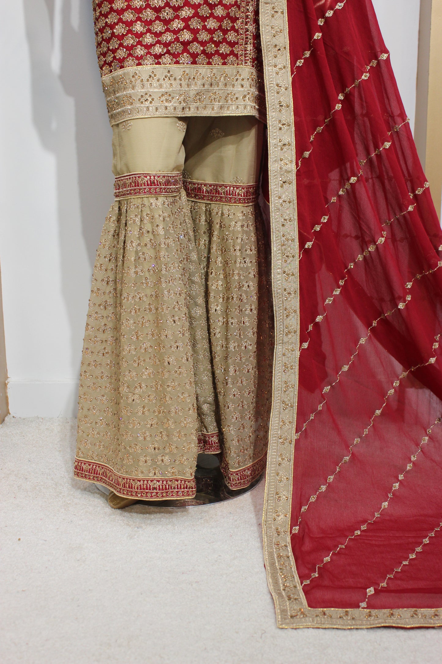 Jugnu Gharara