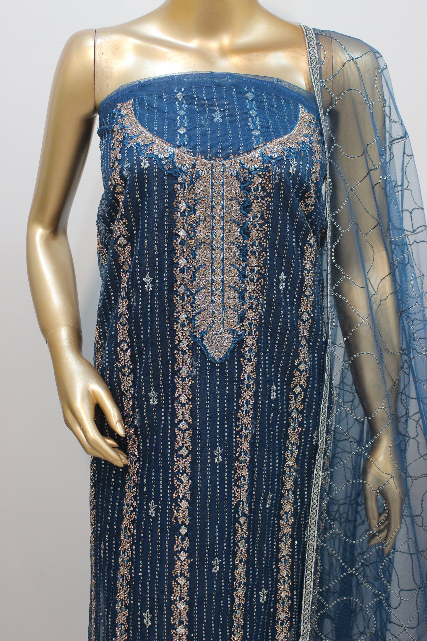 ✨ Chamkeli Shalwar Kameez – Semi-Stitched Luxury Set ✨